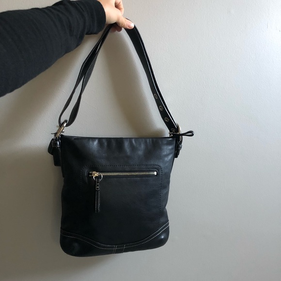 Black leather coach crossbody purse - Picture 3 of 7